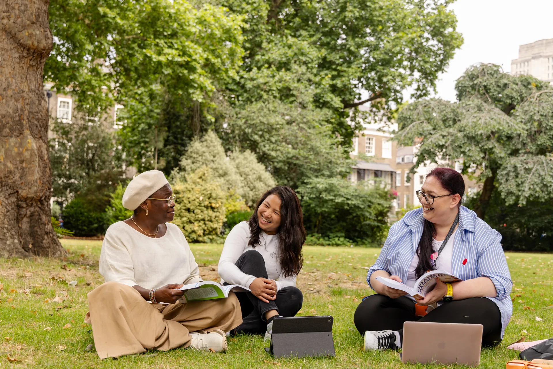 Why Our ACCA and CIMA Accredited Degree Gives You a Faster Route Into Accountancy